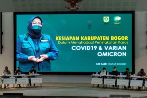 Rapat koordinasi kesiapan menghadapi peningkatan kasus COVID-19 di Cibinong, Kabupaten Bogor, Jawa Barat, Kamis (20/1/2022). (FOTO: Humas Pemkab Bogor)